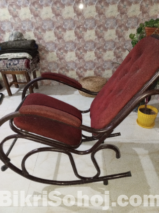 Rocking chair / Chair / Easy Chair